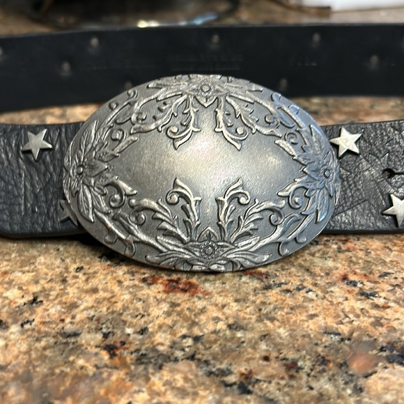 Gorgeous limited edition Hugo Boss Black leather Belt with silver metal - Picture 11 of 12